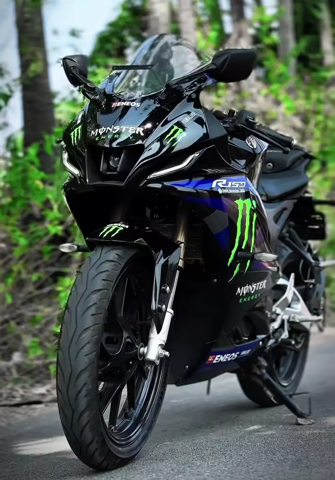 Yamaha R15 V4 price in India