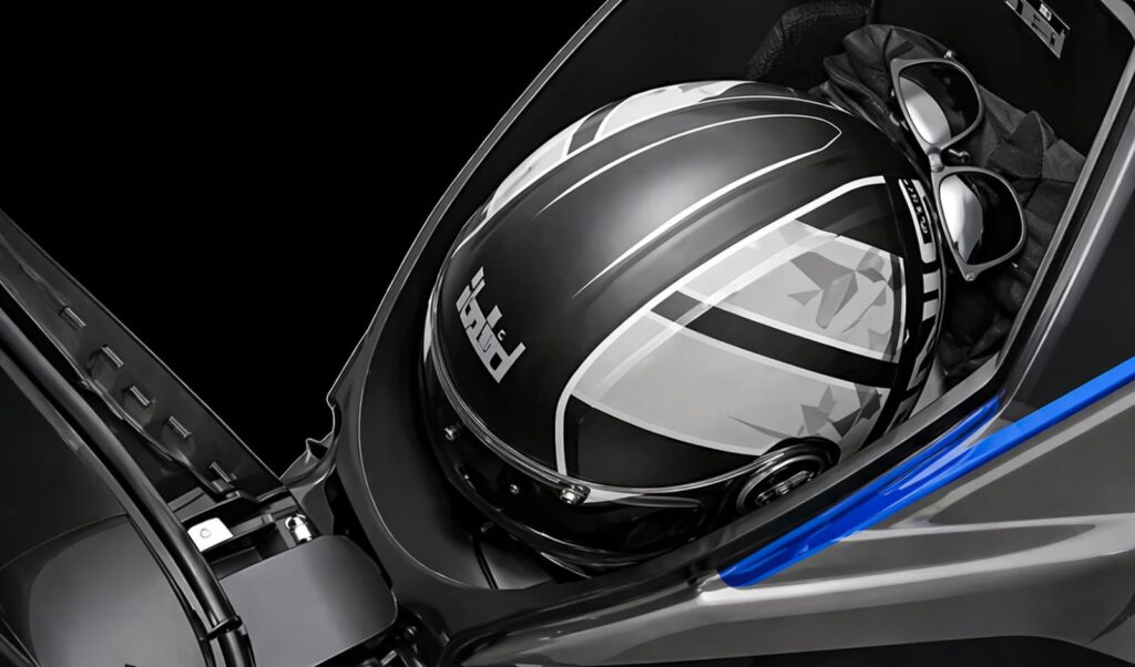 yamaha ray zr 125 fi hybrid under seat storage helmet