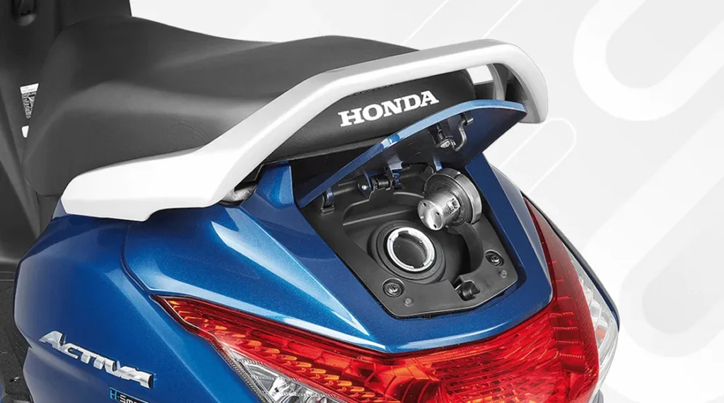 Honda Activa 6g mileage Convenience Double Lid External Fuel Fill